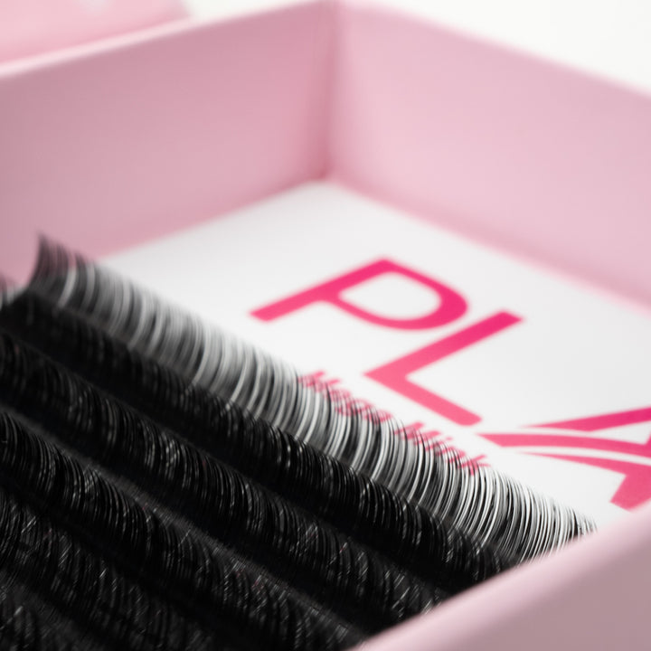 PLA Mega Volume Mink Lashes, Mixed Lengths (close up top side view of the lashes in the tray)