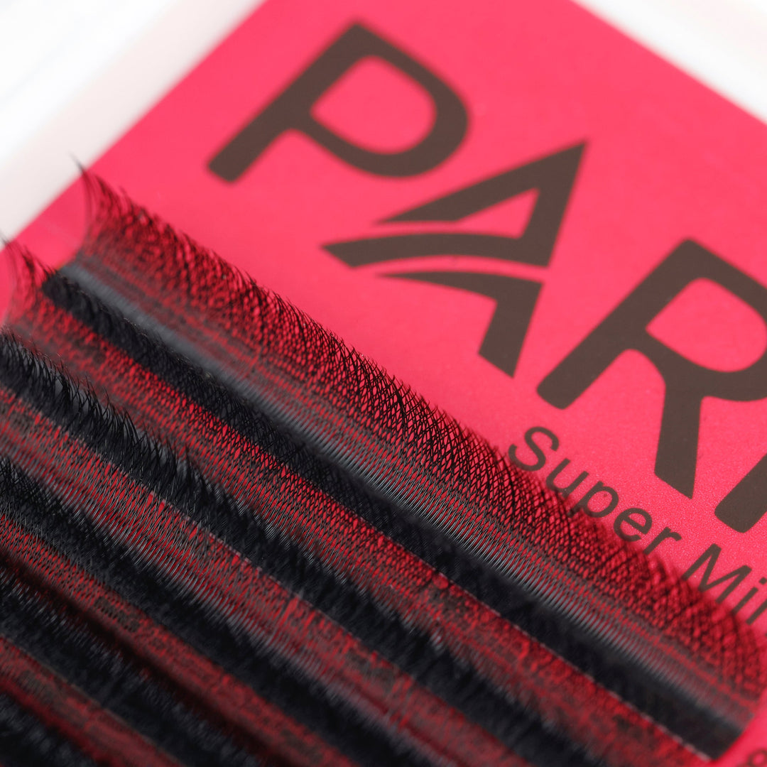 'W' Lash tray from Paris Lash Academy (close up side view of lashes in tray) 
